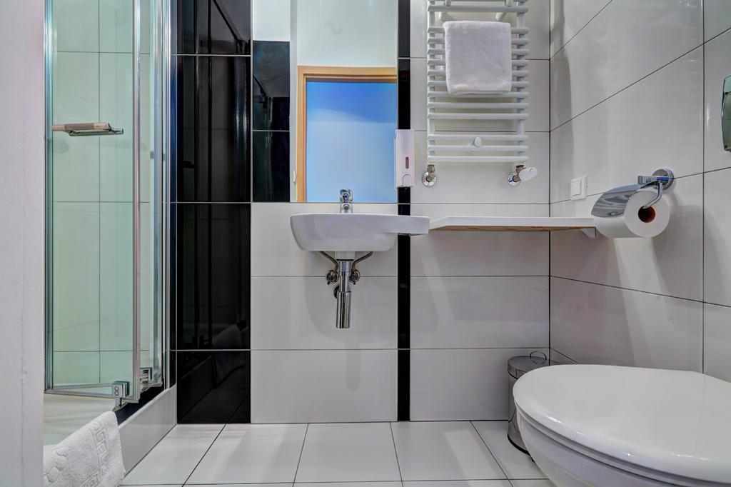 Arche Hotel Siedlce Buitenkant foto